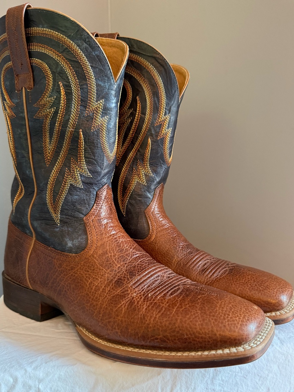 Ariat Brown and Black Western Cowboy Boots with Gold Stitching